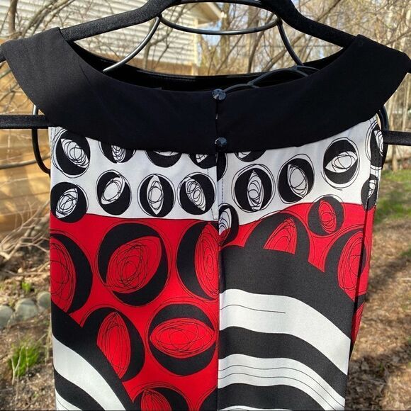 RED, BLACK & WHITE GEOMETRICAL SLEEVELESS SHEATH DRESS 14/16 NWOT - Picture 11 of 17